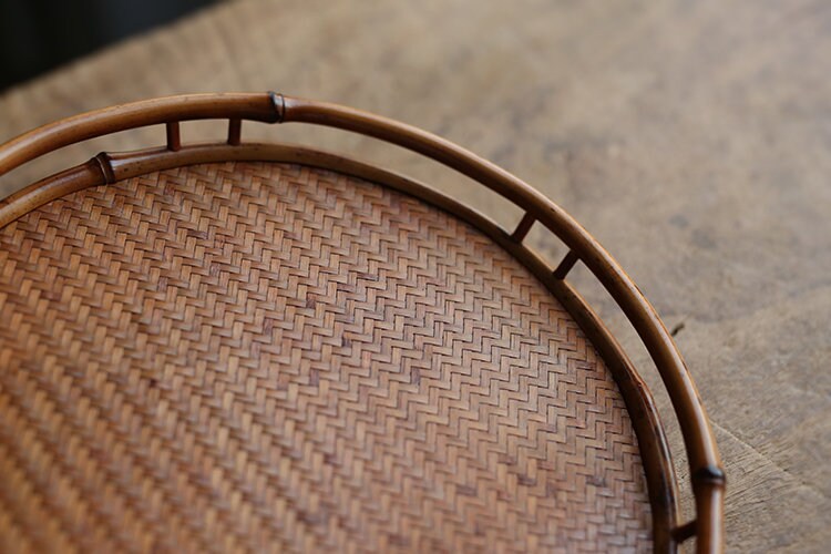 This is a meilu bamboo shelf bamboo tray.