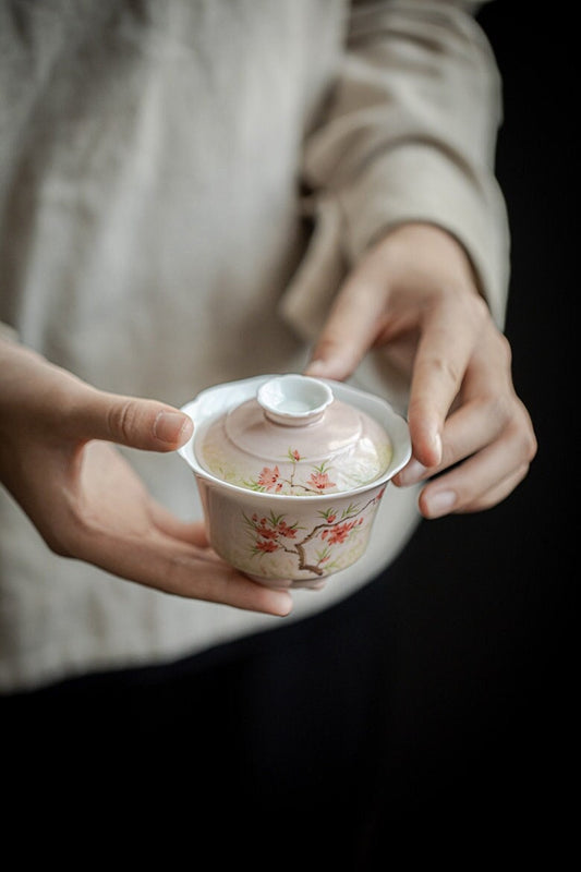 Chinese Jingdezhen Gaiwan Handpaited Pink Wisteria Pattern Teaware Teapot Chinese Master Pottery Ceramic Japanese Ceramic