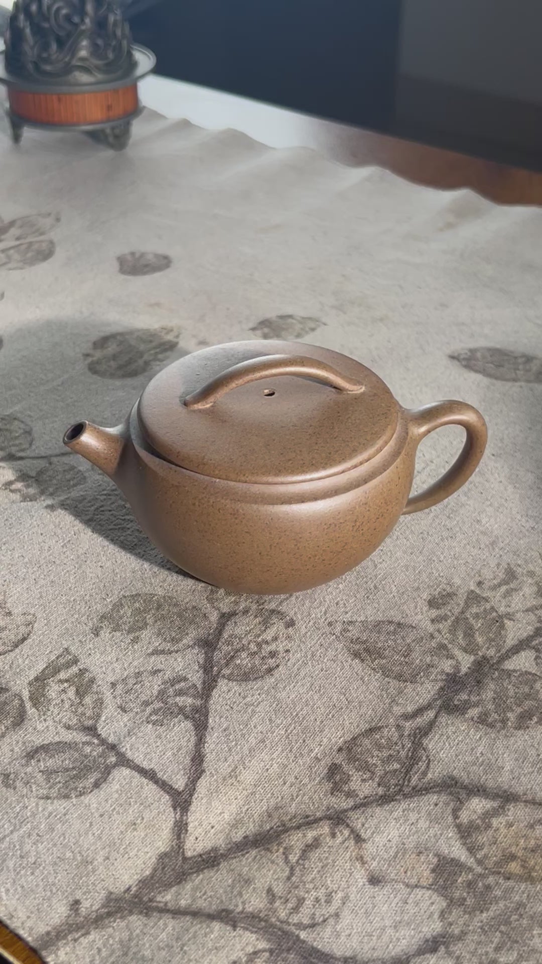 This is a Yixing teapot. this is Chinese yixing clay teapot 